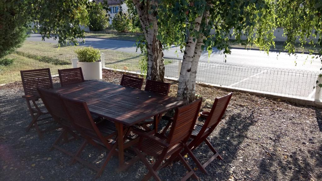 Hotel Montespan Lussac-les-Châteaux Zewnętrze zdjęcie